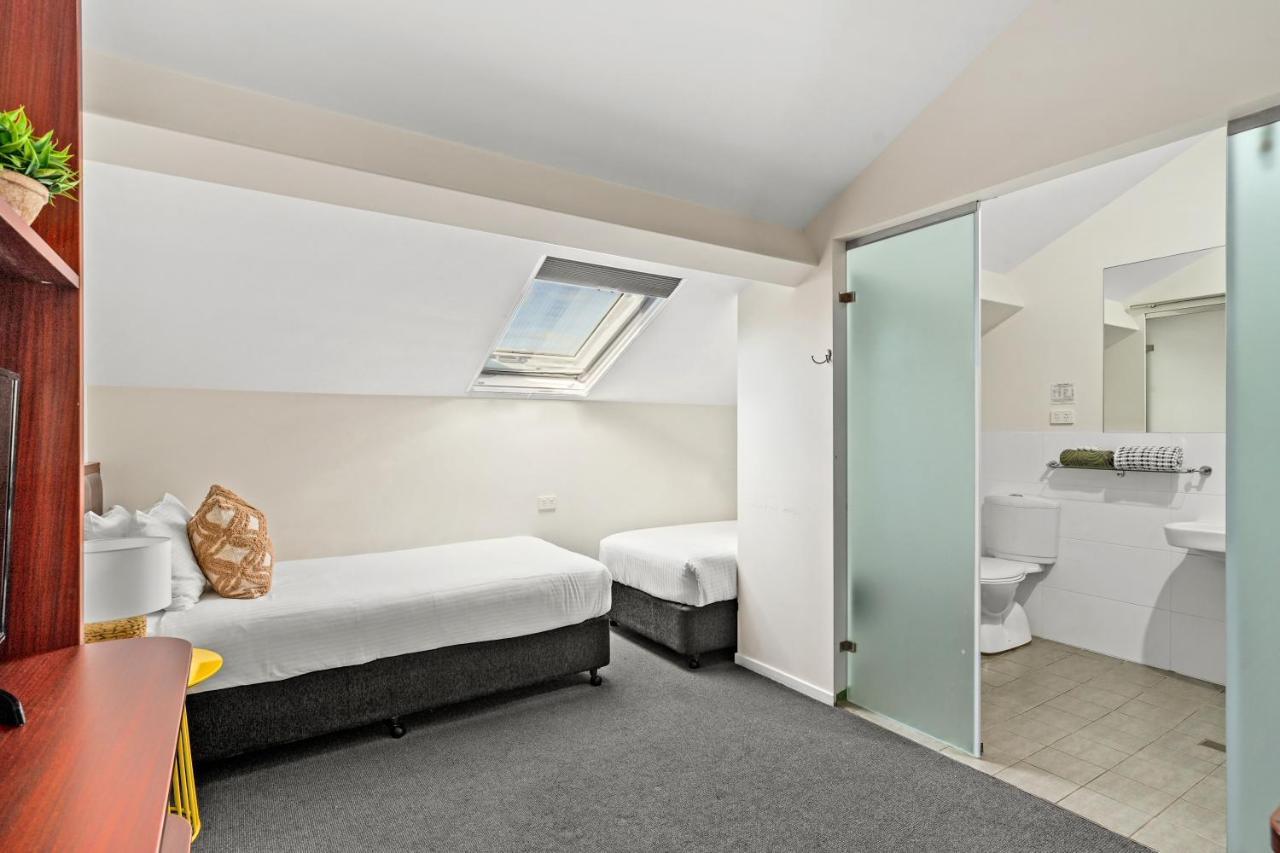 Grand Hotel And Studios วายอง ภายนอก รูปภาพ